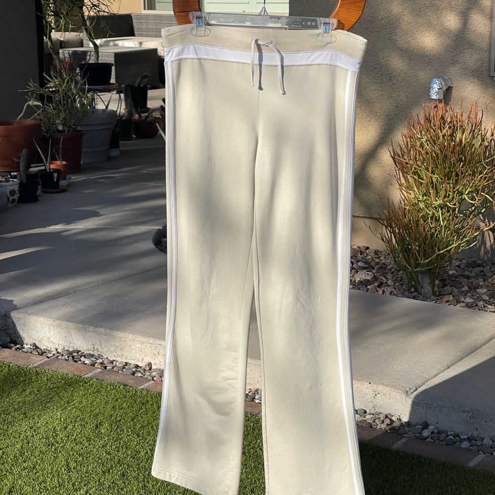 CHEETAH - Cream Sweat Pants with White Trim